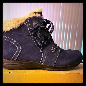 Earth Origins Crowley Weatherproof Cow Suede Boots